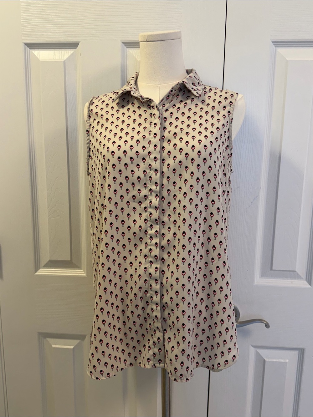 Lumière Sleeveless Geometric Print Collared Blouse Size M